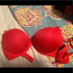 Victoria secret push up bra